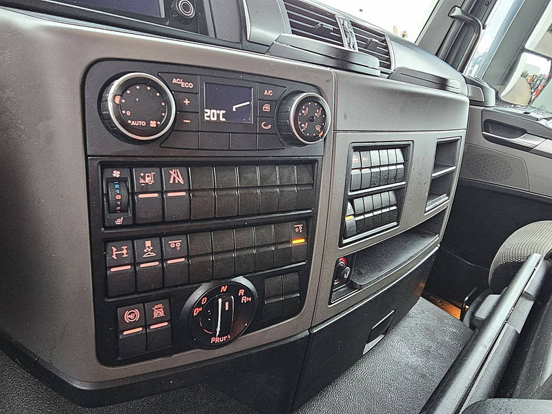 Lastbil varevogn MAN 26.420 TGS 6X2-4 LL LIFT ISOBOX: billede 12 Lastbil varevogn MAN 26.420 TGS 6X2-4 LL LIFT ISOBOX: billede 12