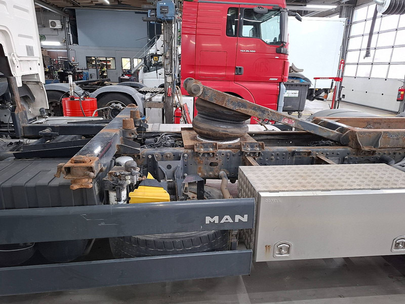 Containerbil/ Veksellad lastbil MAN 26.440 TGX XXL 6X2-4 STEER AXLE: billede 17