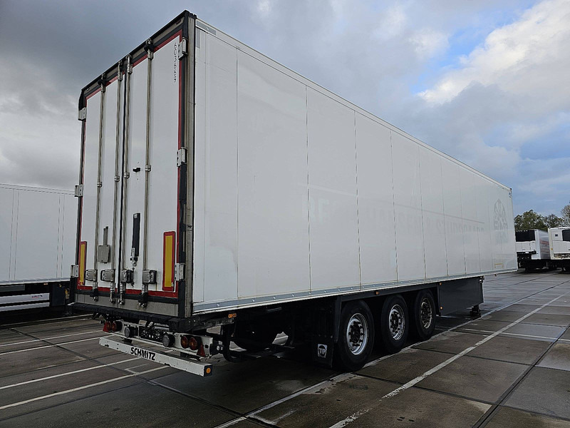 Schmitz Cargobull MEATRAILS - Kølevogn sættevogn: billede 2 Schmitz Cargobull MEATRAILS - Kølevogn sættevogn: billede 2