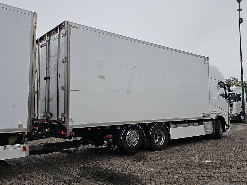 Volvo FH 460 6X2 LAMBERET COMBI - Kølevogn lastbil: billede 3 Volvo FH 460 6X2 LAMBERET COMBI - Kølevogn lastbil: billede 3