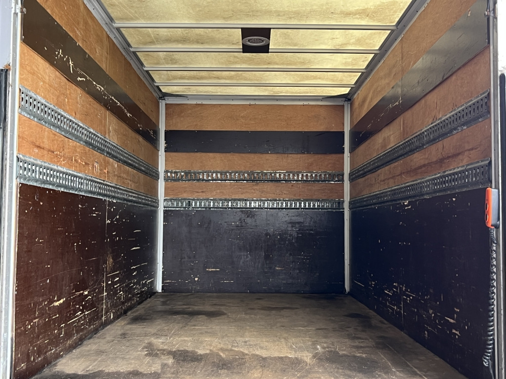 Iveco Daily 35C18 3.0 Euro4 Tempomat 4,15m Koffer+ LBW - Varebil med kasse: billede 2 Iveco Daily 35C18 3.0 Euro4 Tempomat 4,15m Koffer+ LBW - Varebil med kasse: billede 2