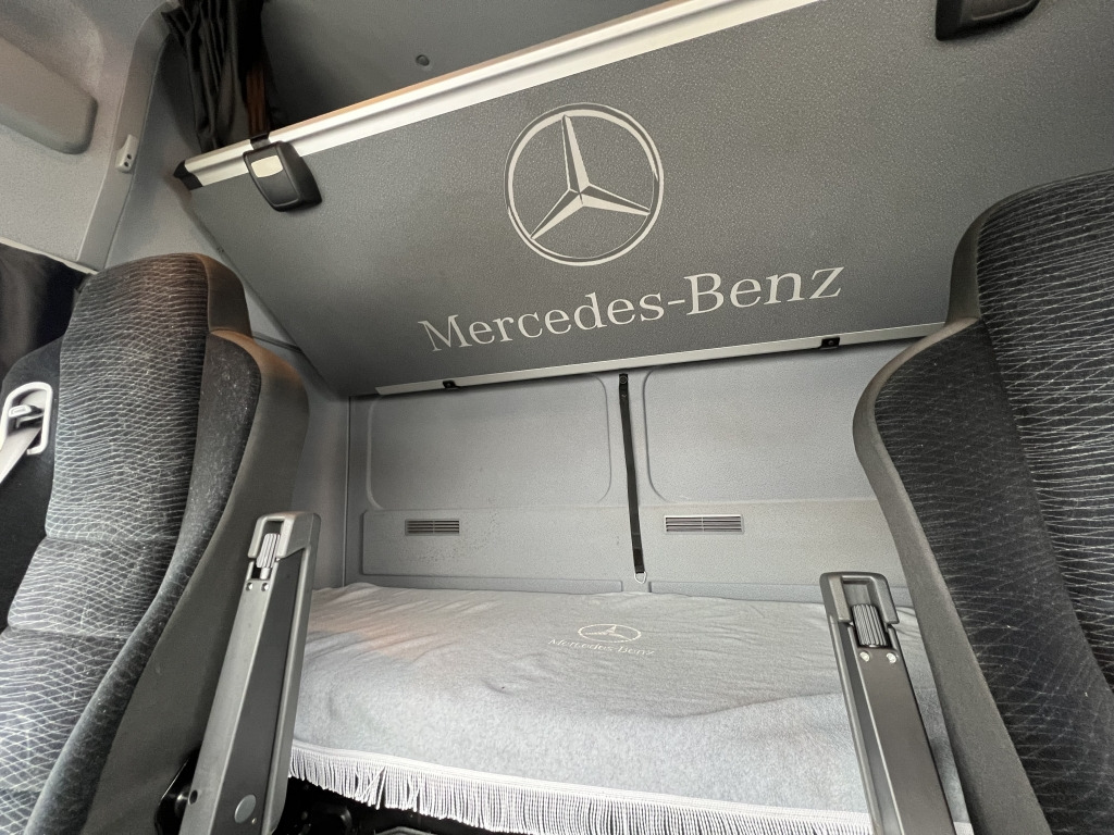 Mercedes-Benz Atego 1230 Klima ACC Schlafkabine 7,2m P+P LBW - Lastbil med presenning: billede 4 Mercedes-Benz Atego 1230 Klima ACC Schlafkabine 7,2m P+P LBW - Lastbil med presenning: billede 4