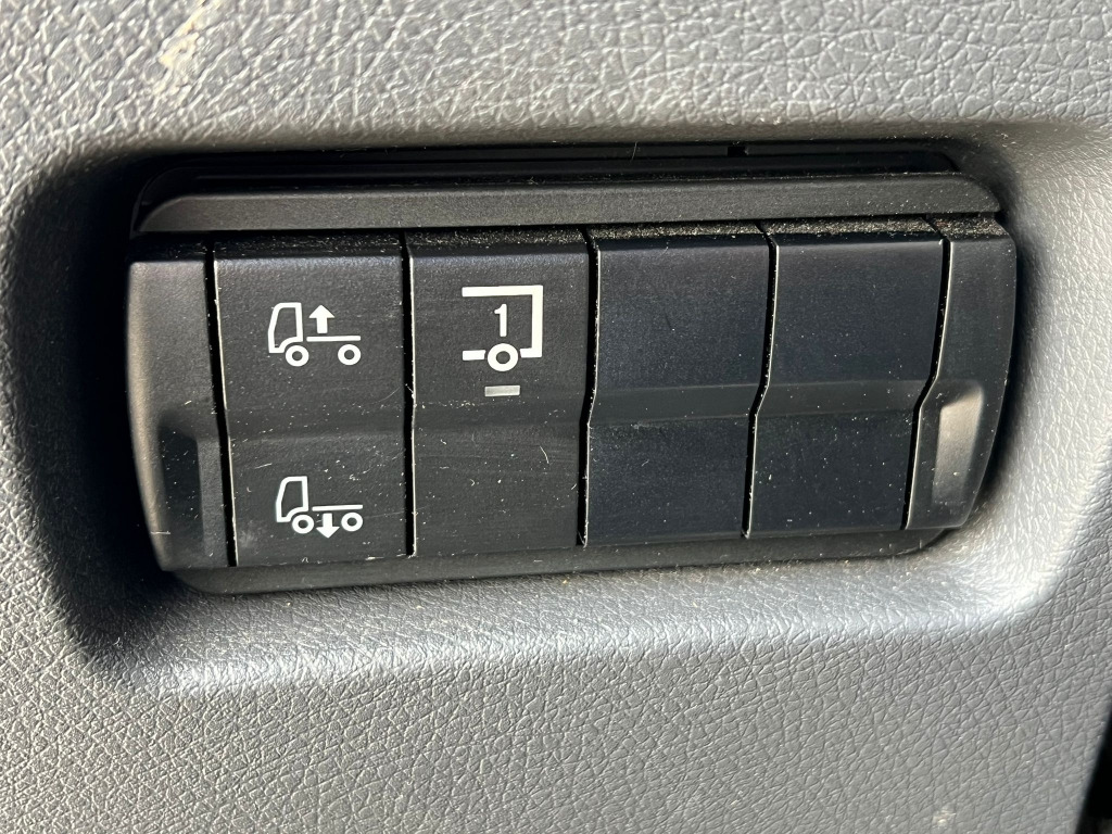 Mercedes-Benz Atego 823 Euro6 Klima 6,1m P+P AHK Orig. 164.tkm - Varebil med presenning: billede 2 Mercedes-Benz Atego 823 Euro6 Klima 6,1m P+P AHK Orig. 164.tkm - Varebil med presenning: billede 2