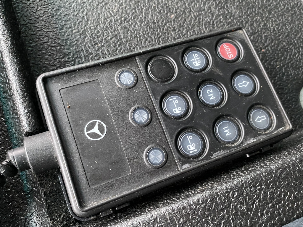 Mercedes-Benz Econic 2633 PLATZ Mülltonnenwaschanlage - Affaldsmaskine: billede 4 Mercedes-Benz Econic 2633 PLATZ Mülltonnenwaschanlage - Affaldsmaskine: billede 4