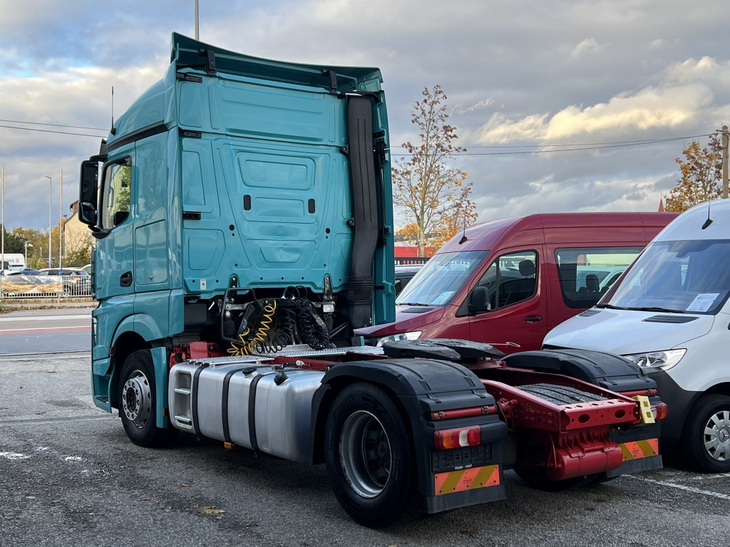 Trækker Mercedes-Benz Actros 1845 Klimaautom. Retarder 2x Nebenantrieb: billede 9 Trækker Mercedes-Benz Actros 1845 Klimaautom. Retarder 2x Nebenantrieb: billede 9