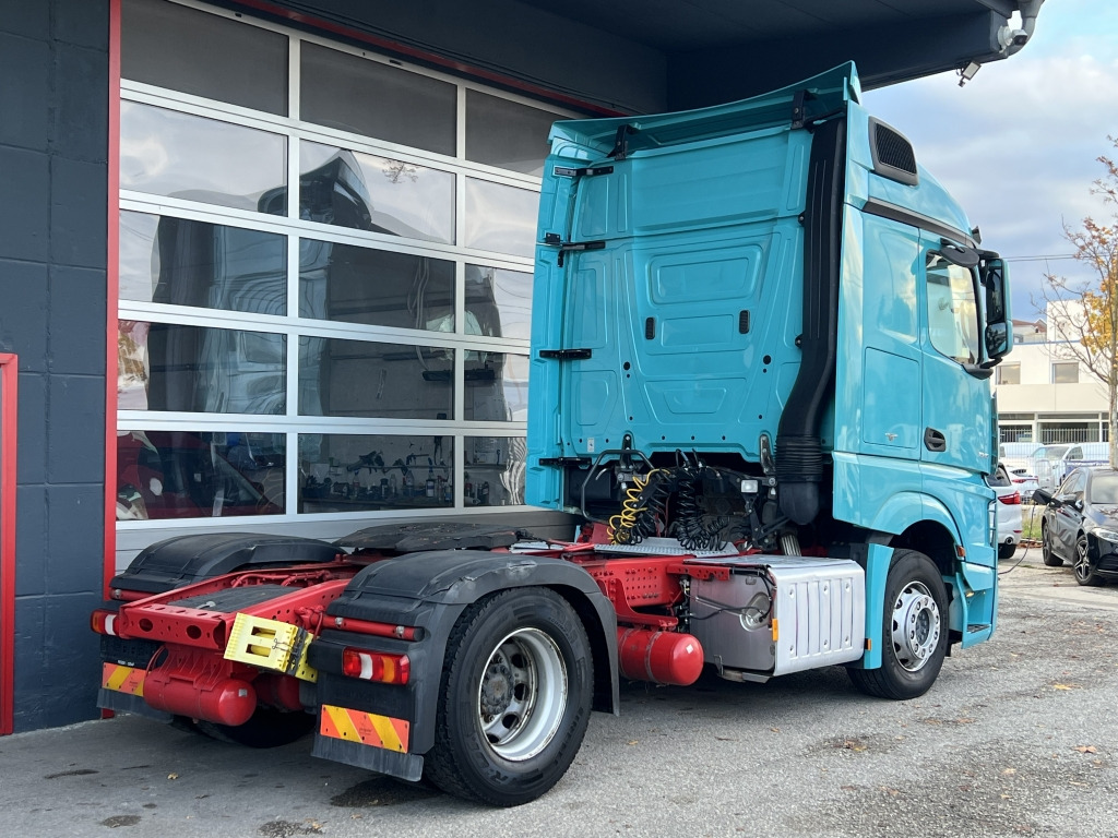 Trækker Mercedes-Benz Actros 1845 Klimaautom. Retarder 2x Nebenantrieb: billede 10 Trækker Mercedes-Benz Actros 1845 Klimaautom. Retarder 2x Nebenantrieb: billede 10