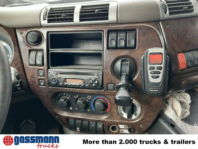 DAF AT 85.460 6x4, Abrollkipper Palfinger T20 - Lastbil kroghejs, Lastbil med kran: billede 2 DAF AT 85.460 6x4, Abrollkipper Palfinger T20 - Lastbil kroghejs, Lastbil med kran: billede 2