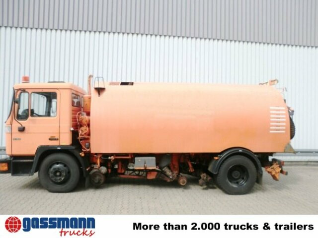 MAN M03 14.152 4x2, Schienenkehrmaschine - Fejebil: billede 4 MAN M03 14.152 4x2, Schienenkehrmaschine - Fejebil: billede 4