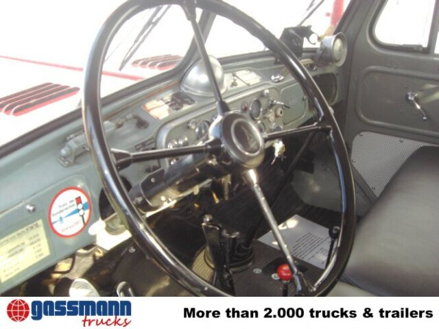 Magirus Deutz Magirus Uranus 250D 22 KW16 - Brandbil, Lastbil med kran: billede 2 Magirus Deutz Magirus Uranus 250D 22 KW16 - Brandbil, Lastbil med kran: billede 2