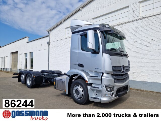 Mercedes-Benz Actros 2553 LL 6x2, Retarder, Liftachse, - Lastbil chassis: billede 1 Mercedes-Benz Actros 2553 LL 6x2, Retarder, Liftachse, - Lastbil chassis: billede 1