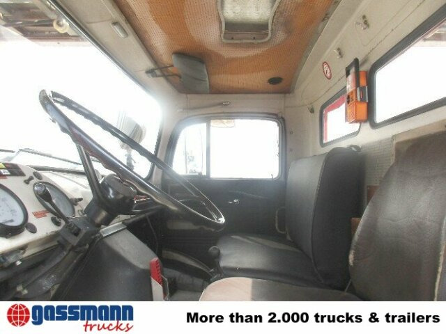 Mercedes-Benz L 1519 4x2 Feuerwehr Drehleiter DL30 - Brandbil: billede 4 Mercedes-Benz L 1519 4x2 Feuerwehr Drehleiter DL30 - Brandbil: billede 4