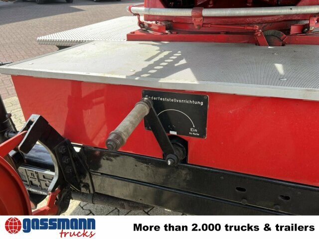 Mercedes-Benz LF 311 3250/3500 - Oldtimer Feuerwehrfahrzeug - Brandbil: billede 4 Mercedes-Benz LF 311 3250/3500 - Oldtimer Feuerwehrfahrzeug - Brandbil: billede 4