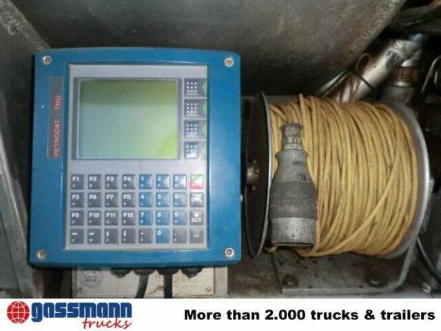 Mercedes-Benz SK 1824 L 4x2, Esterer Tankaufbau ca. 13.100l, 2 - Tankbil: billede 4 Mercedes-Benz SK 1824 L 4x2, Esterer Tankaufbau ca. 13.100l, 2 - Tankbil: billede 4