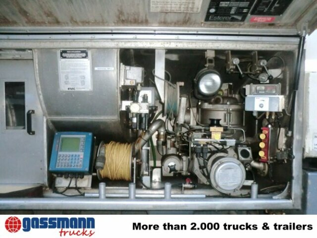 Mercedes-Benz SK 1824 L 4x2, Esterer Tankaufbau ca. 13.100l, 2 - Tankbil: billede 2 Mercedes-Benz SK 1824 L 4x2, Esterer Tankaufbau ca. 13.100l, 2 - Tankbil: billede 2