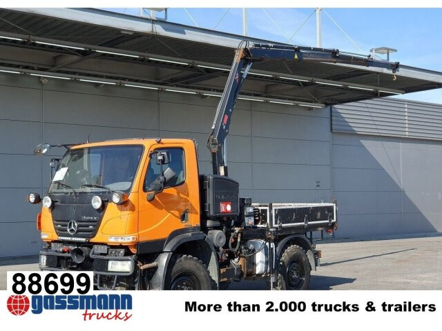 Unimog U 20 4x4, Zapfwelle, Kran Hiab 022D-3 HiDuo, - Varebil: billede 1 Unimog U 20 4x4, Zapfwelle, Kran Hiab 022D-3 HiDuo, - Varebil: billede 1