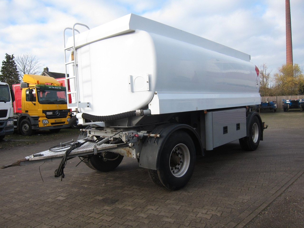 Lindner & Fischer 18400ltr 3 Kammern Oben-Unten - Tankanhænger: billede 3 Lindner & Fischer 18400ltr 3 Kammern Oben-Unten - Tankanhænger: billede 3