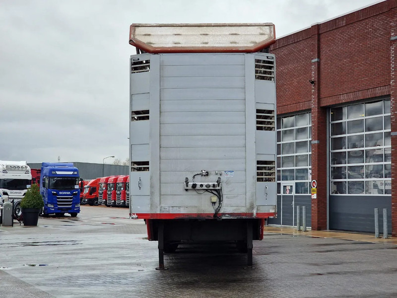 CUPPERS 3 deck livestock trailer - Water & Ventilation - Loadlift - Steering axle - Veetransport sættevogn: billede 3 CUPPERS 3 deck livestock trailer - Water & Ventilation - Loadlift - Steering axle - Veetransport sættevogn: billede 3