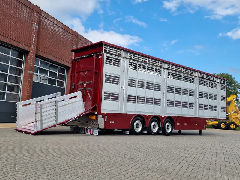 Ny Veetransport sættevogn Pezzaioli New - 3 deck livestock 100M2 - Water & Ventilation - Lifting floors - Lifting roof - NEW 2025: billede 7 Ny Veetransport sættevogn Pezzaioli New - 3 deck livestock 100M2 - Water & Ventilation - Lifting floors - Lifting roof - NEW 2025: billede 7