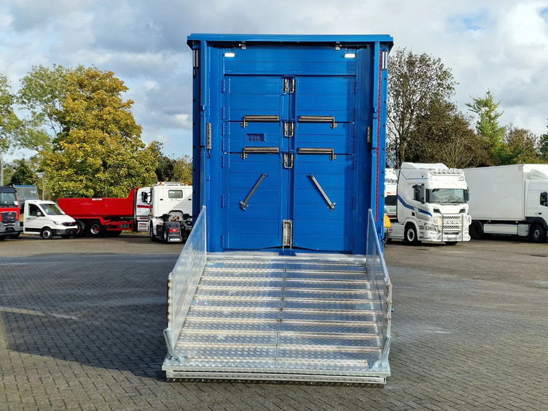 Ny Veetransport sættevogn Pezzaioli New 3 stock livestock trailer 95.4M2 - Water & Ventilation - Lifting floors - Lifting roof - Lift axle: billede 11 Ny Veetransport sættevogn Pezzaioli New 3 stock livestock trailer 95.4M2 - Water & Ventilation - Lifting floors - Lifting roof - Lift axle: billede 11