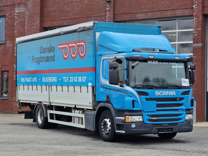 Scania P250 4x2 - Loadlift - Side boards - Full air - Euro 6 - Lastbil med presenning: billede 1 Scania P250 4x2 - Loadlift - Side boards - Full air - Euro 6 - Lastbil med presenning: billede 1