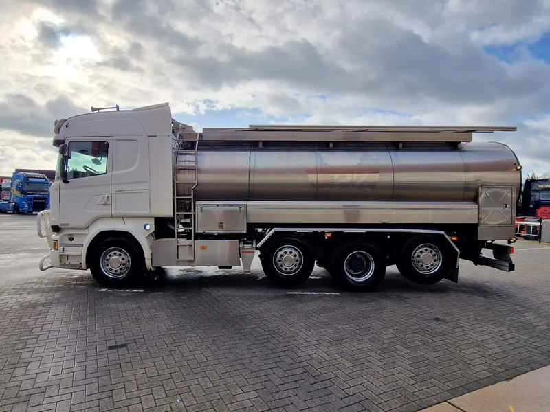Scania R520 V8 8x2*4 - Tank - 19.000L - 4 compartments - Pump and counter - Retarder - Tankbil: billede 4 Scania R520 V8 8x2*4 - Tank - 19.000L - 4 compartments - Pump and counter - Retarder - Tankbil: billede 4