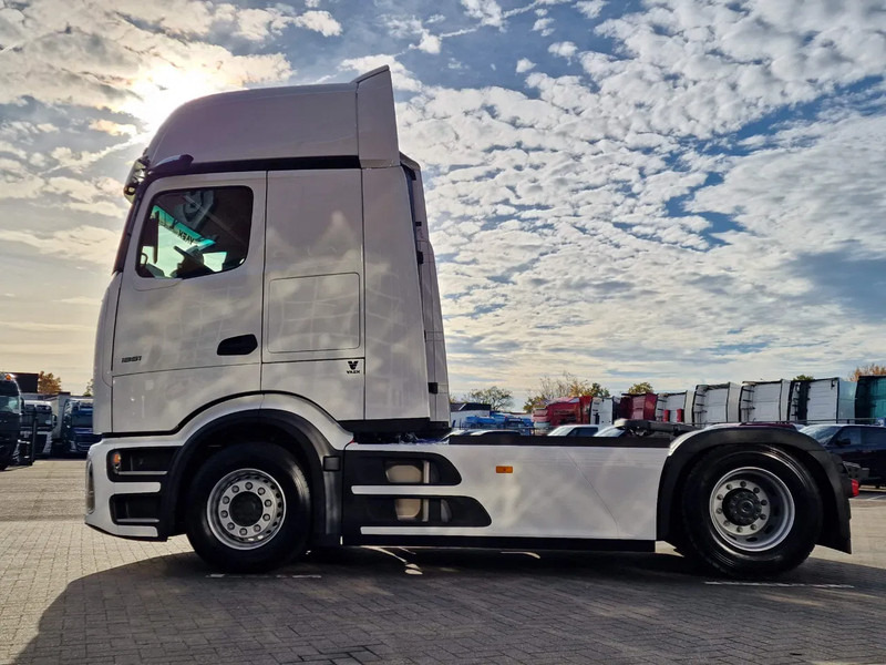 Mercedes-Benz Actros 1851 Procab GigaSpace 4x2 - New - Retarder - Mirror cam - 2x tank - Full spoiler - Navi - Trækker: billede 4 Mercedes-Benz Actros 1851 Procab GigaSpace 4x2 - New - Retarder - Mirror cam - 2x tank - Full spoiler - Navi - Trækker: billede 4