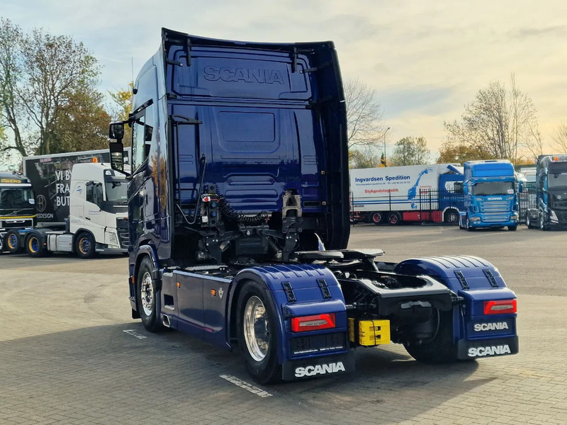 Scania 660S V8 NGS Highline 4x2 - Full spec - Retarder - Night Clima - Leather - Led - Full air - New Dashboard - Trækker: billede 5 Scania 660S V8 NGS Highline 4x2 - Full spec - Retarder - Night Clima - Leather - Led - Full air - New Dashboard - Trækker: billede 5
