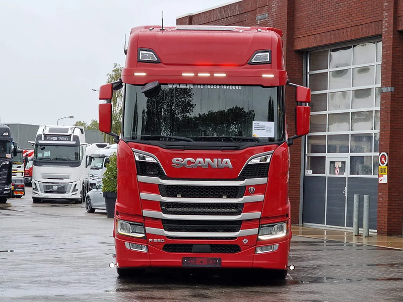 Scania R580 V8 NGS Highline 6x2 - Retarder - Leather - Full air - 3.15 WB - Navi - Led - No EGR - Trækker: billede 2 Scania R580 V8 NGS Highline 6x2 - Retarder - Leather - Full air - 3.15 WB - Navi - Led - No EGR - Trækker: billede 2