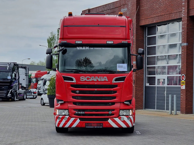 Scania R580 V8 Topline 6x2/4 MLB - Retarder - Full air - Steering axle - 2x tank - Trækker: billede 2 Scania R580 V8 Topline 6x2/4 MLB - Retarder - Full air - Steering axle - 2x tank - Trækker: billede 2