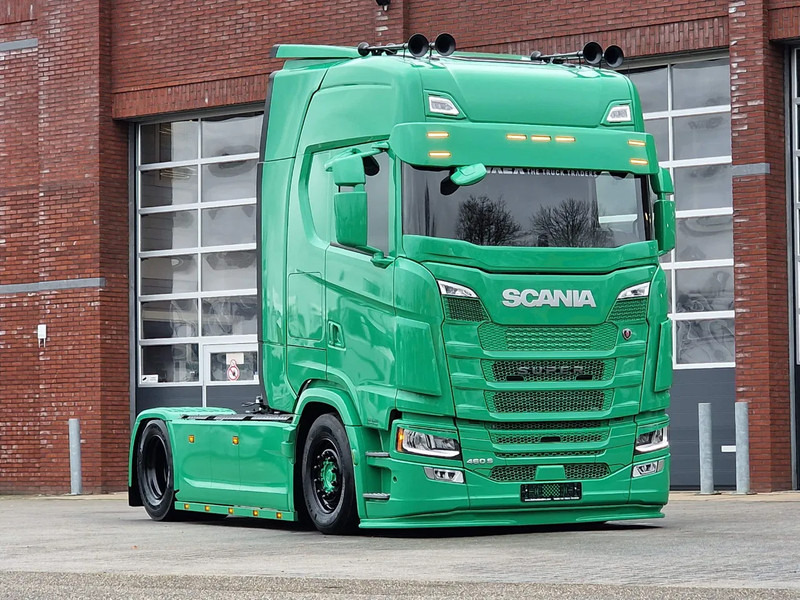 Scania S460 Highline 4x2 - NEW - Full spec - Custom exterior - Full air - Retarder - Show truck - Trækker: billede 1 Scania S460 Highline 4x2 - NEW - Full spec - Custom exterior - Full air - Retarder - Show truck - Trækker: billede 1