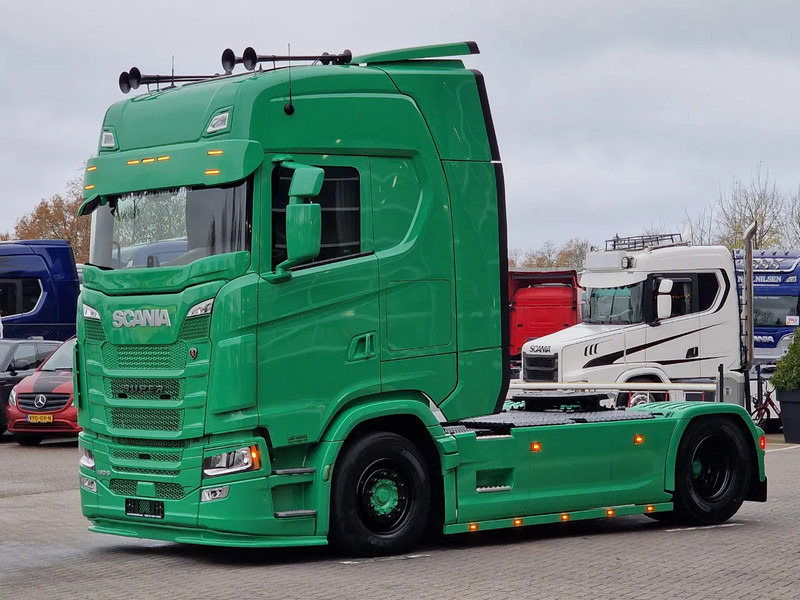 Scania S460 Highline 4x2 - NEW - Full spec - Custom exterior - Full air - Retarder - Show truck - Trækker: billede 4 Scania S460 Highline 4x2 - NEW - Full spec - Custom exterior - Full air - Retarder - Show truck - Trækker: billede 4