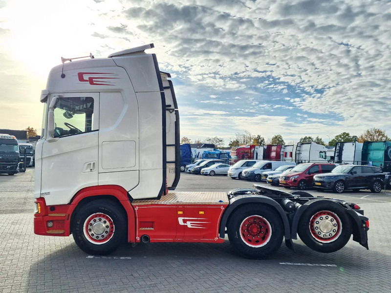 Scania S500 NGS Highline 6x2 - PTO/Hydraulic - Retarder - 2.95 WB - Full air - Leather - Trækker: billede 4 Scania S500 NGS Highline 6x2 - PTO/Hydraulic - Retarder - 2.95 WB - Full air - Leather - Trækker: billede 4