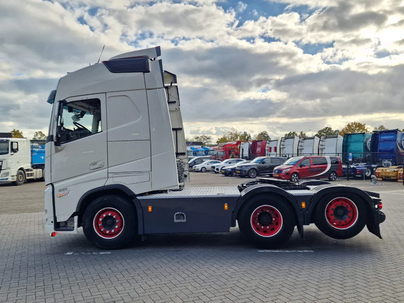 Volvo FH 13.500 Globetrotter 6x2 - I Save - 3.00 WB - PTO/Hydraulic - Full air - Custom interior - Trækker: billede 4 Volvo FH 13.500 Globetrotter 6x2 - I Save - 3.00 WB - PTO/Hydraulic - Full air - Custom interior - Trækker: billede 4