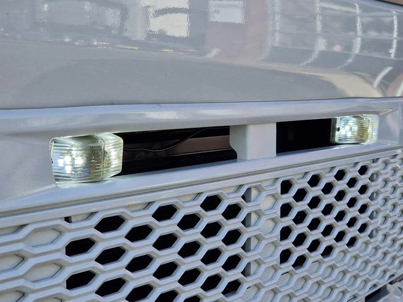 Leje en Volvo FH 13.500 Globetrotter 6x2 - I Save - 3.00 WB - PTO/Hydraulic - Full air - Custom interior Volvo FH 13.500 Globetrotter 6x2 - I Save - 3.00 WB - PTO/Hydraulic - Full air - Custom interior: billede 18 Leje en Volvo FH 13.500 Globetrotter 6x2 - I Save - 3.00 WB - PTO/Hydraulic - Full air - Custom interior Volvo FH 13.500 Globetrotter 6x2 - I Save - 3.00 WB - PTO/Hydraulic - Full air - Custom interior: billede 18