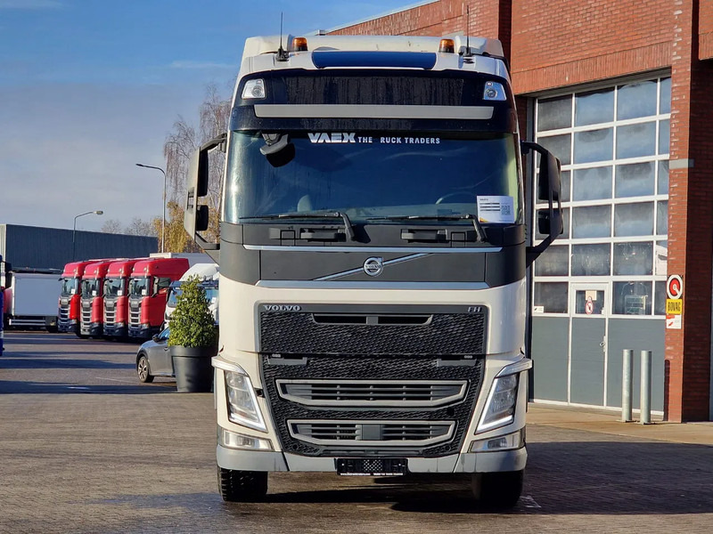 Volvo FH 13.500 Globetrotter 6x2 - PTO/Hydraulic - Steel/Air - Euro 6 - Fridge - Trækker: billede 2 Volvo FH 13.500 Globetrotter 6x2 - PTO/Hydraulic - Steel/Air - Euro 6 - Fridge - Trækker: billede 2