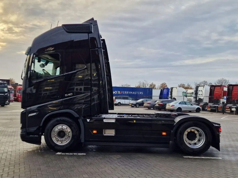 Volvo FH 13.500 Globetrotter XL 4x2 - NEW - Full spec - I parkcool - Full air - - Trækker: billede 3 Volvo FH 13.500 Globetrotter XL 4x2 - NEW - Full spec - I parkcool - Full air - - Trækker: billede 3