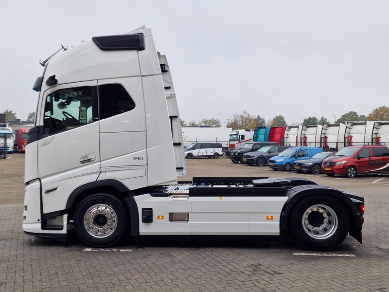 Volvo FH 16 780 Aero Globetrotter XL 4x2 - NEW - Full spec - Retarder - Full air - 2x tank - Trækker: billede 4 Volvo FH 16 780 Aero Globetrotter XL 4x2 - NEW - Full spec - Retarder - Full air - 2x tank - Trækker: billede 4