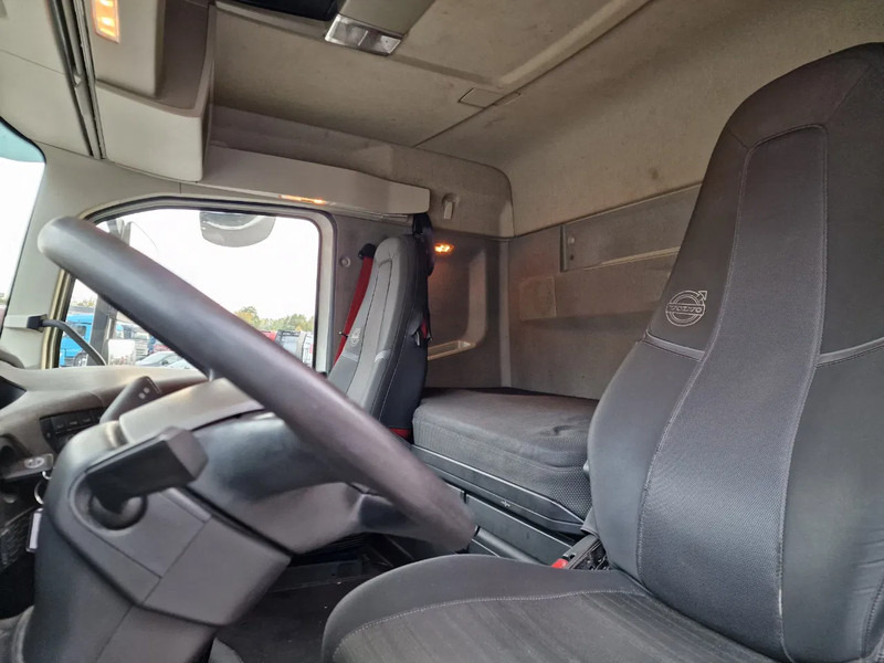 Lastbil varevogn Volvo FH 13.460 lowroof 6x2 - Box with Sidedoors - 480 WB - Full air: billede 14