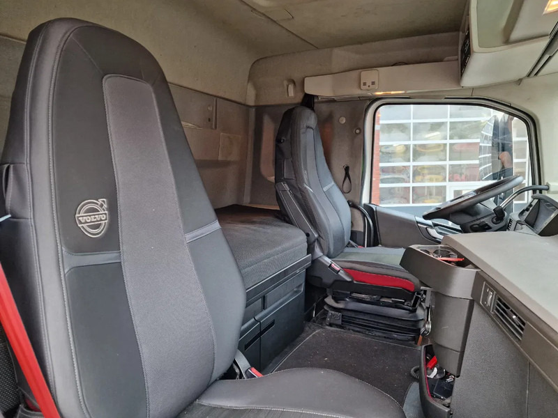 Lastbil varevogn Volvo FH 13.460 lowroof 6x2 - Box with Sidedoors - 480 WB - Full air: billede 20