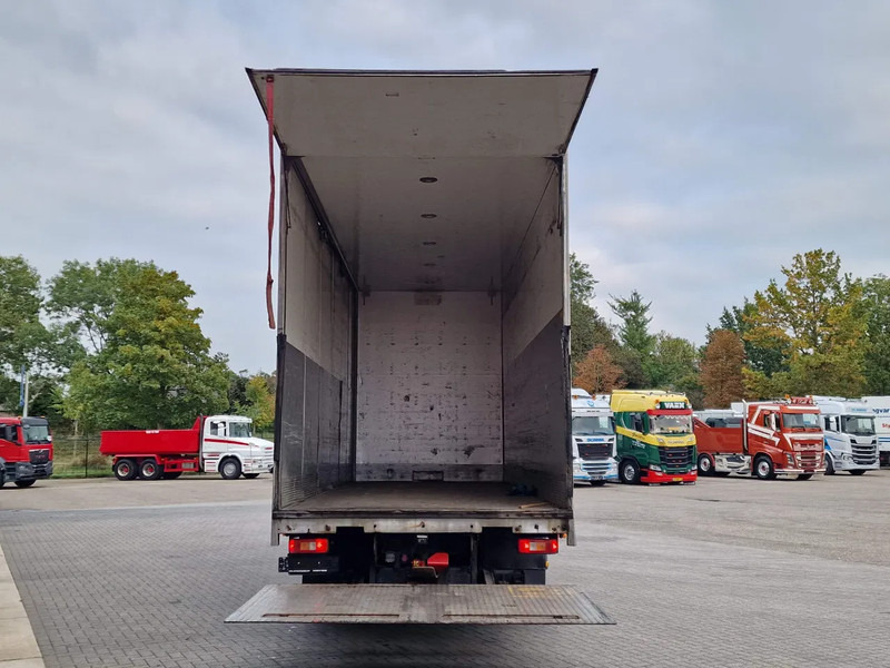 Lastbil varevogn Volvo FH 13.460 lowroof 6x2 - Box with Sidedoors - 480 WB - Full air: billede 9