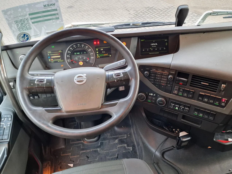 Lastbil varevogn Volvo FH 13.460 lowroof 6x2 - Box with Sidedoors - 480 WB - Full air: billede 15