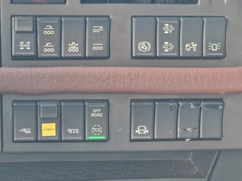 Lastbil med kran Volvo FH 13.540 8x4*4 - HMF2620 K6 Crane 2017 with remote - Retarder - HUB reduction: billede 15