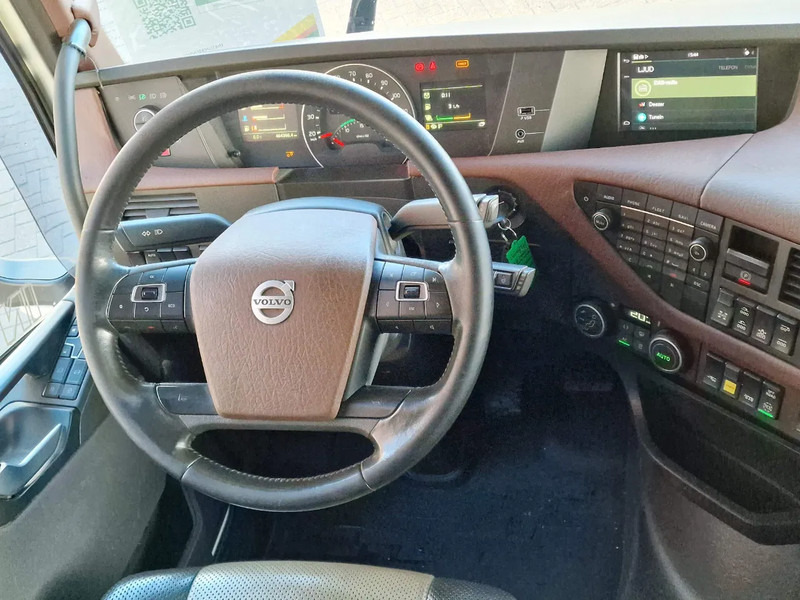 Lastbil med kran Volvo FH 13.540 8x4*4 - HMF2620 K6 Crane 2017 with remote - Retarder - HUB reduction: billede 19