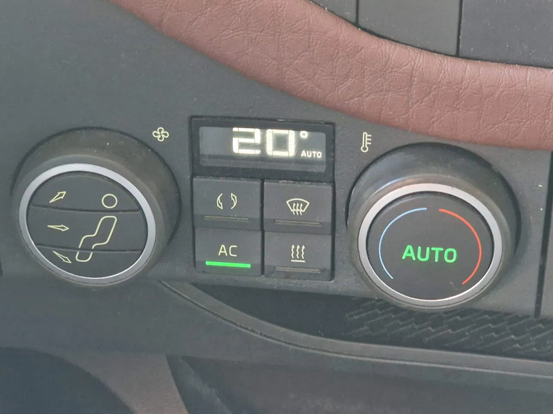 Lastbil med kran Volvo FH 13.540 8x4*4 - HMF2620 K6 Crane 2017 with remote - Retarder - HUB reduction: billede 14