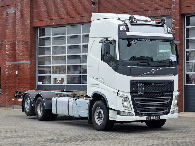Volvo FH 13.540 Globetrotter 6x2 - BDF - Retarder - 4.90 WB - Full air - Leather - Containerbil/ Veksellad lastbil: billede 1 Volvo FH 13.540 Globetrotter 6x2 - BDF - Retarder - 4.90 WB - Full air - Leather - Containerbil/ Veksellad lastbil: billede 1
