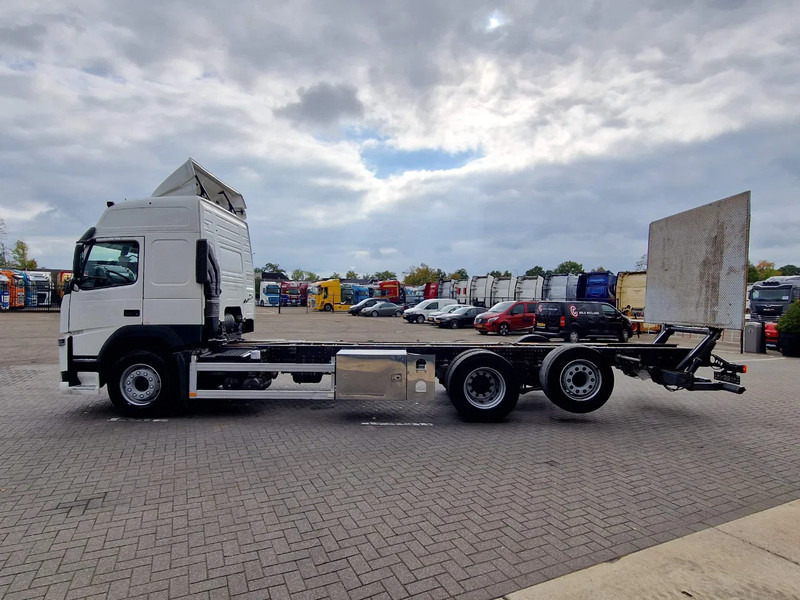 Volvo FM 380 Globetrotter 6x2 Chassis - Loadlift - 4.90 WB - Full air - Low KM - Lastbil chassis: billede 4 Volvo FM 380 Globetrotter 6x2 Chassis - Loadlift - 4.90 WB - Full air - Low KM - Lastbil chassis: billede 4