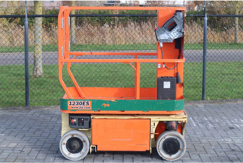 JLG 1230 ES | 5.6 METER | 230 KG - Teleskoplift: billede 1 JLG 1230 ES | 5.6 METER | 230 KG - Teleskoplift: billede 1
