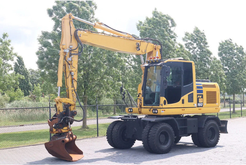 Komatsu PW 160-10 | ROTOTILT | NEW TIRES - Hjulgravemaskine: billede 2 Komatsu PW 160-10 | ROTOTILT | NEW TIRES - Hjulgravemaskine: billede 2