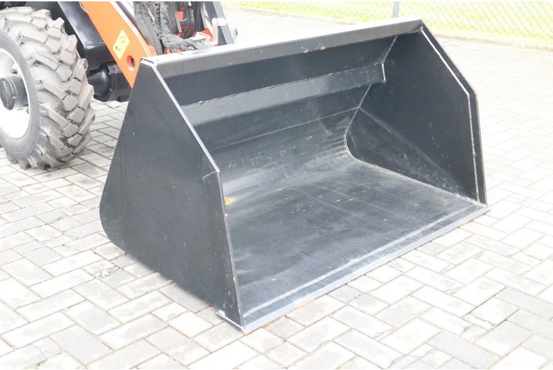 Leje en Manitou MLA 5-50 H | BUCKET | QUICK COUPLER | NEW UNUSED Manitou MLA 5-50 H | BUCKET | QUICK COUPLER | NEW UNUSED: billede 11 Leje en Manitou MLA 5-50 H | BUCKET | QUICK COUPLER | NEW UNUSED Manitou MLA 5-50 H | BUCKET | QUICK COUPLER | NEW UNUSED: billede 11