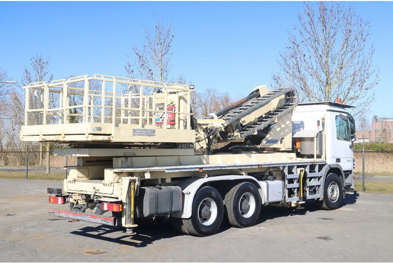 Leje en Mercedes-Benz Actros 2636 6X4 | TUNNEL PLATFORM | REMOTE DRIVING Mercedes-Benz Actros 2636 6X4 | TUNNEL PLATFORM | REMOTE DRIVING: billede 8